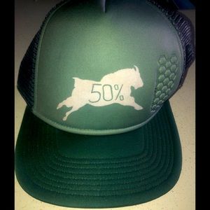 Mountain Hardwear hat